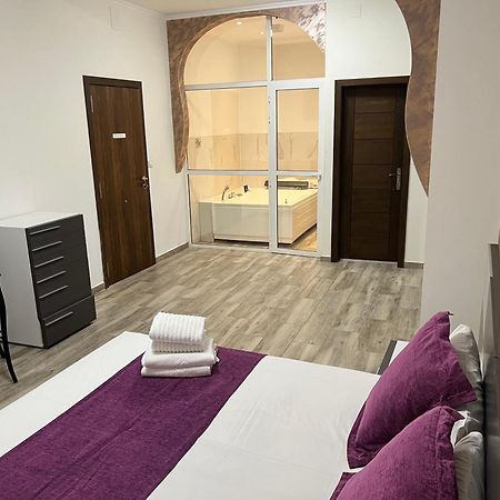 Casa Brava Hotel อาลิกันเต ภายนอก รูปภาพ